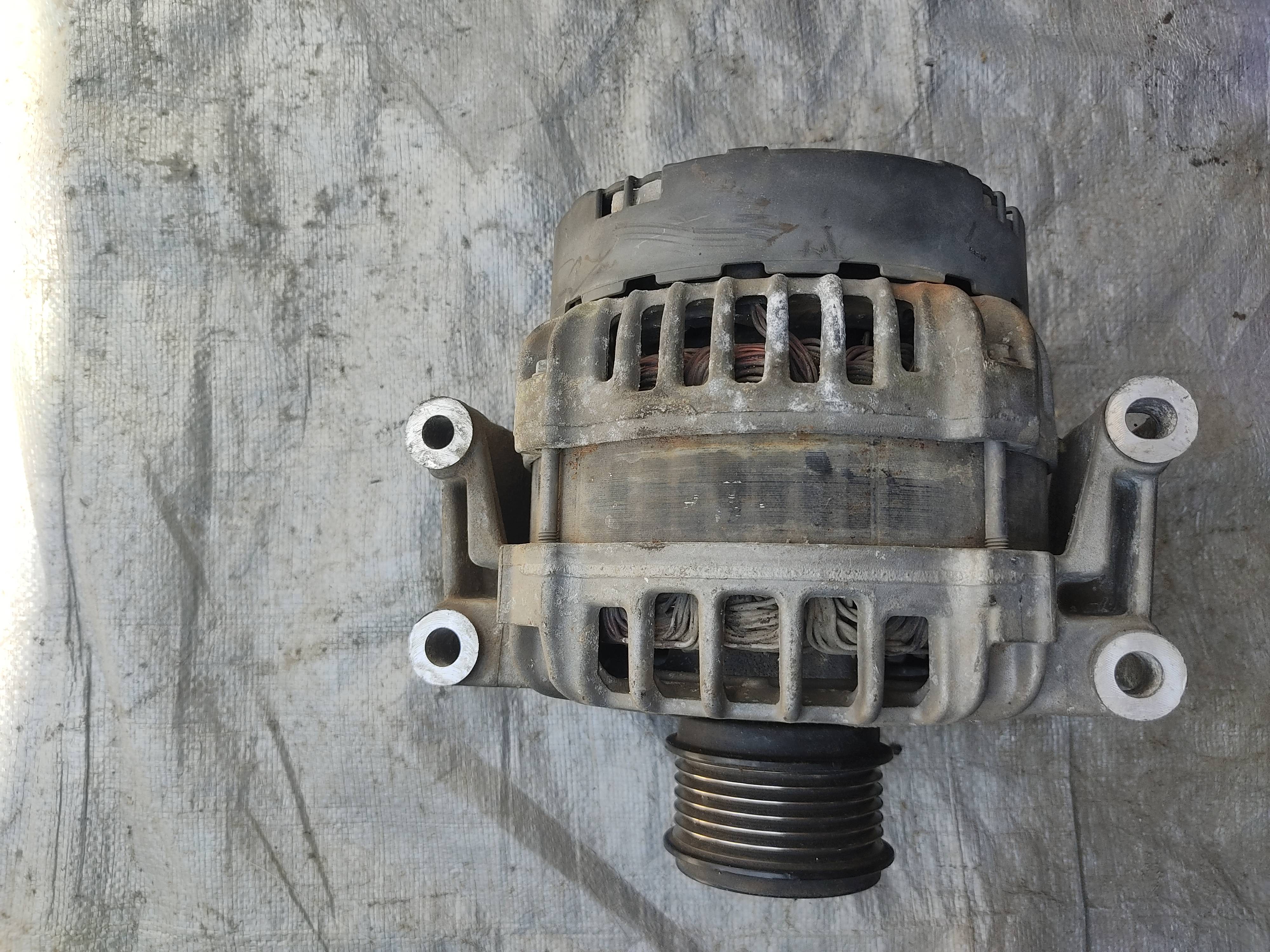 Audi A5 2010 - 2016 Alternador Usado Original