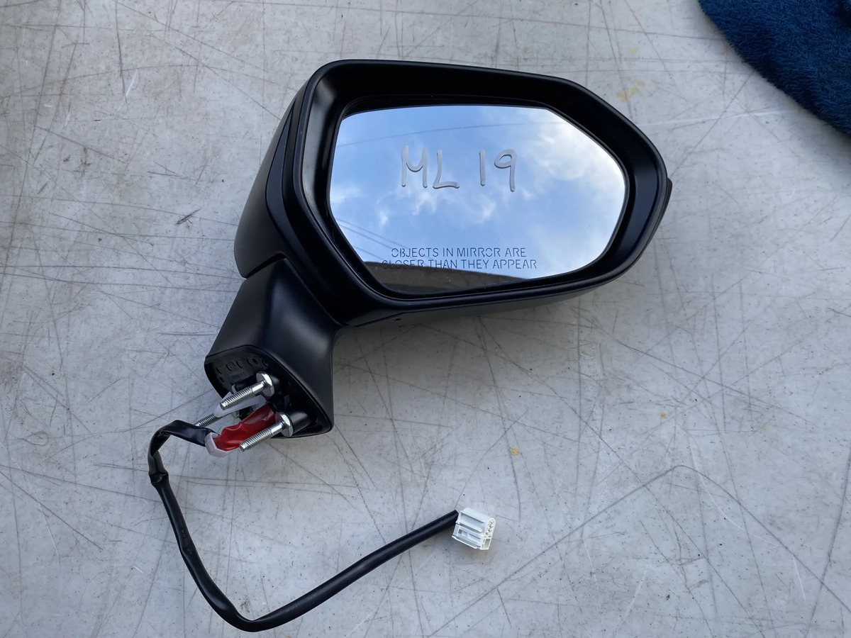 Espejo Retrovisor Rh Toyota Corolla 20 21 22 23 24 Eléctrico