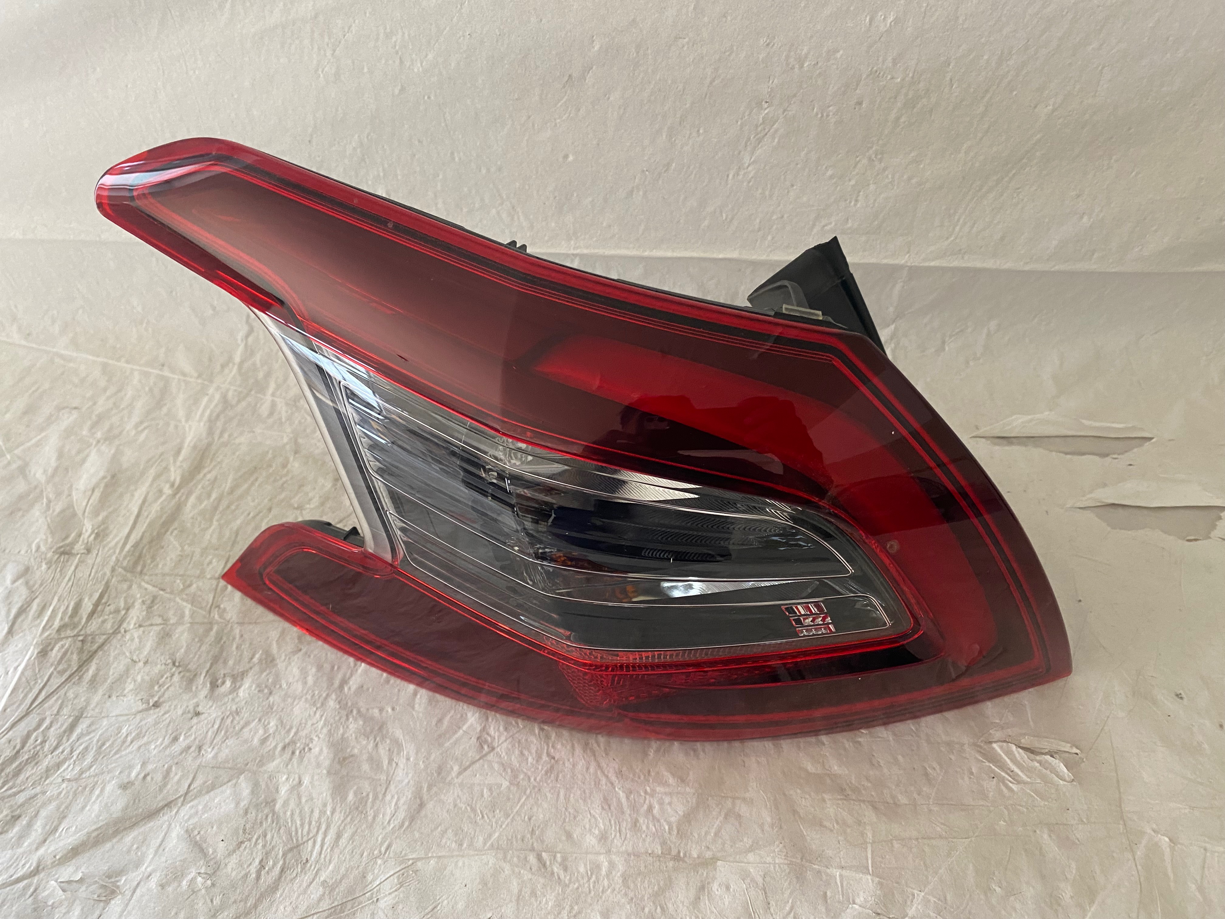 Peugeot 308 2016 - 2020 Calavera Izquierdo Nuevo Original