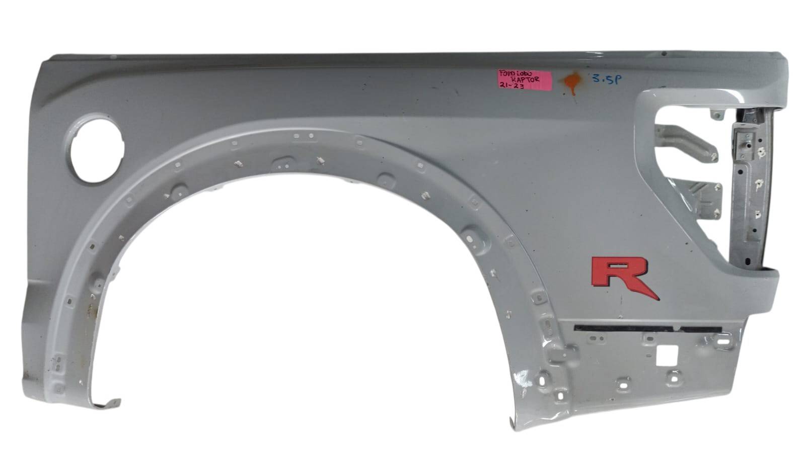 Ford Lobo 2021 - 2025 Costados Laterales Izquierdo Usado Original