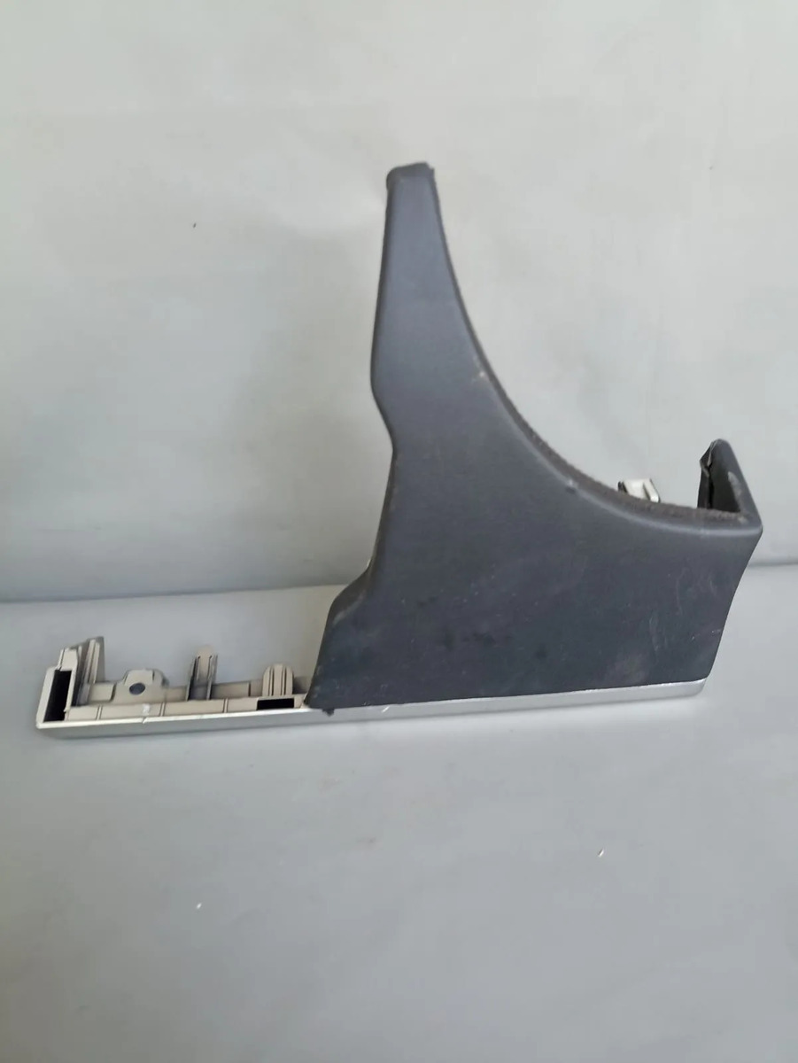 Kia Stinger (17-21) Moldura Lateral De Tablero Izquierdo Gris/plata