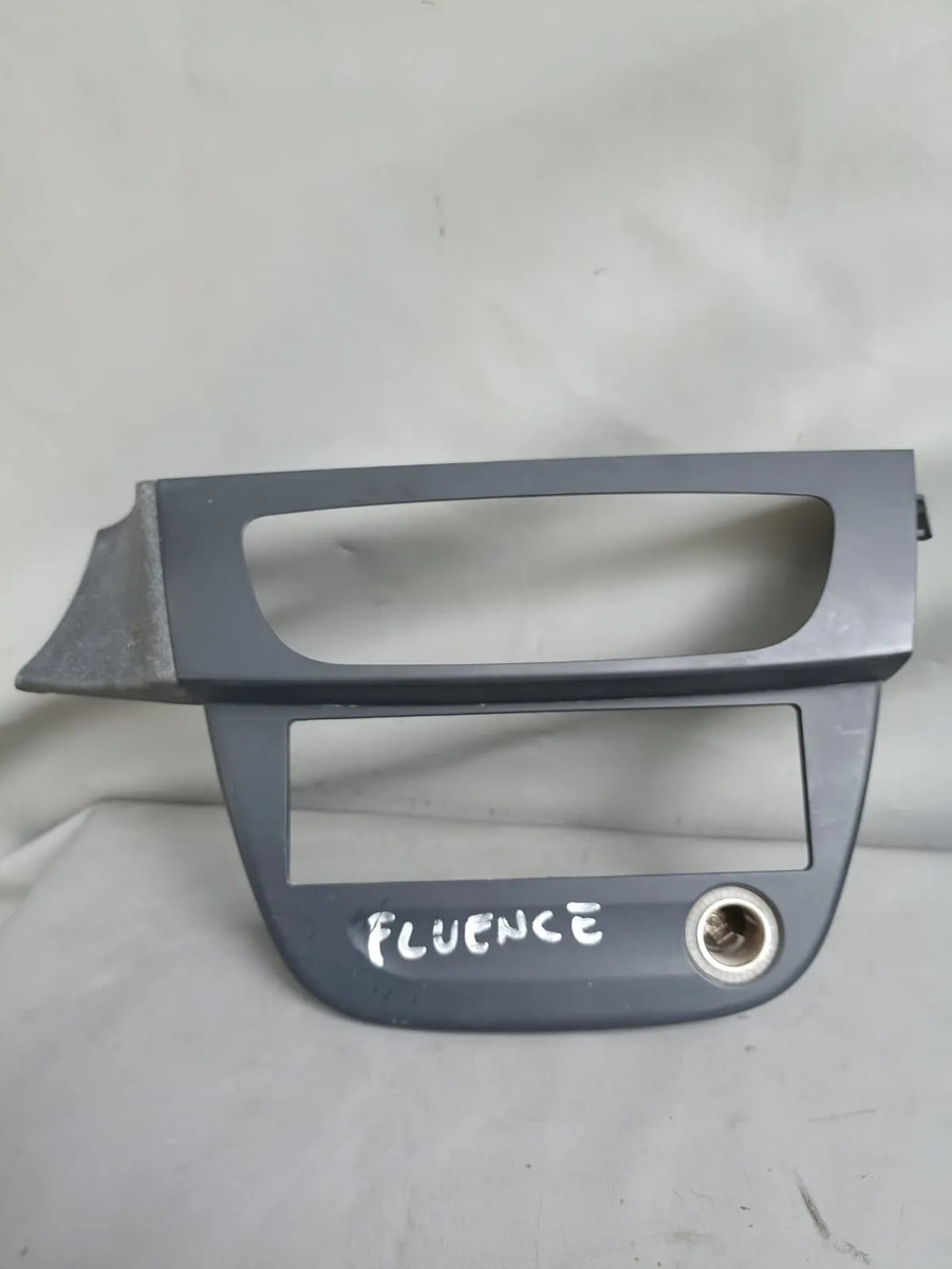 Renault Fluence (11-17) Moldura Tablero Central Gris Oscuro