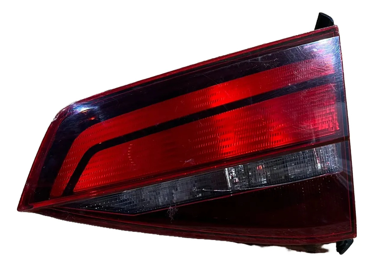 Volkswagen Jetta 2016 - 2018 Intercalavera Derecho Usado Original