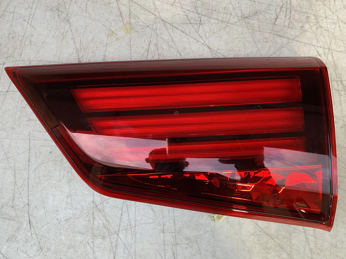 Calavera Interior Derecha Mitsubishi Outlander 2016-2022 Derecho/pasajero