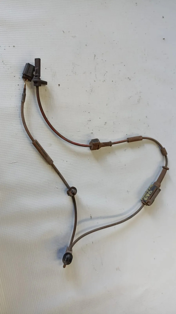Sensor Abs Delantero Rh Mazda Cx-30 2020-2025 2.0 Usado