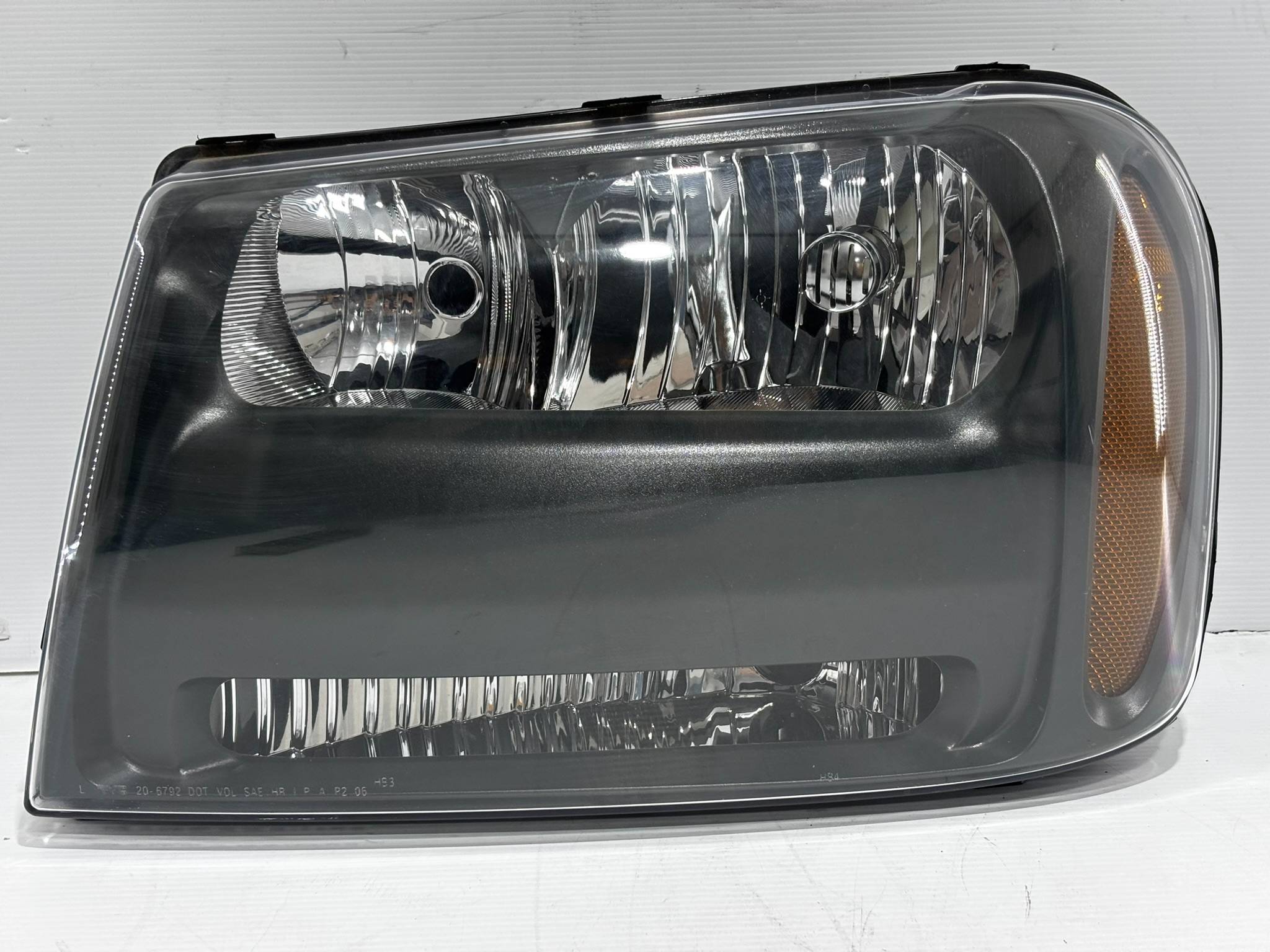 Chevrolet Trailblazer 2006 - 2009 Faro Izquierdo Usado Original