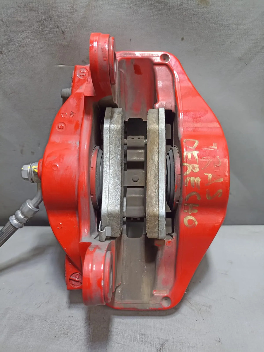 Kia Stinger (17-22) Caliper Trasero Derecho Brembo