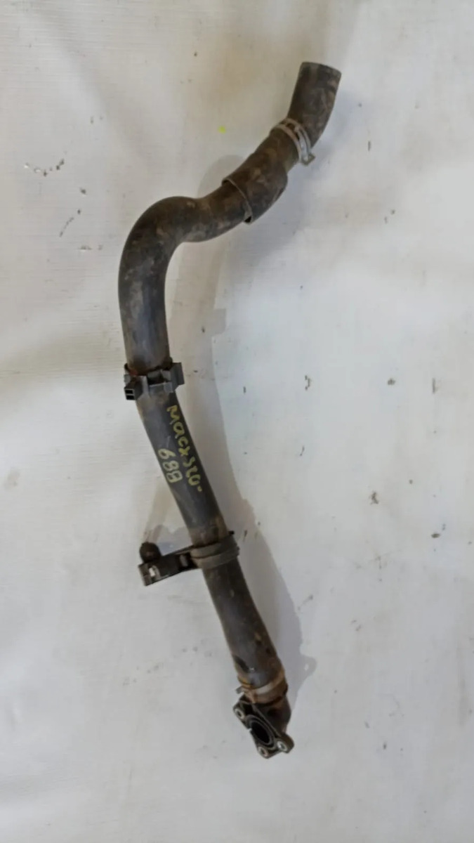 Manguera De Agua Mazda Cx-30 2.0l 2020-2025 Usada