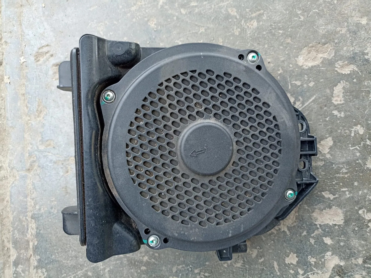 Kia Stinger (17-22) Subwoofer, Altavoz De Bajos (izquierdo) Negro