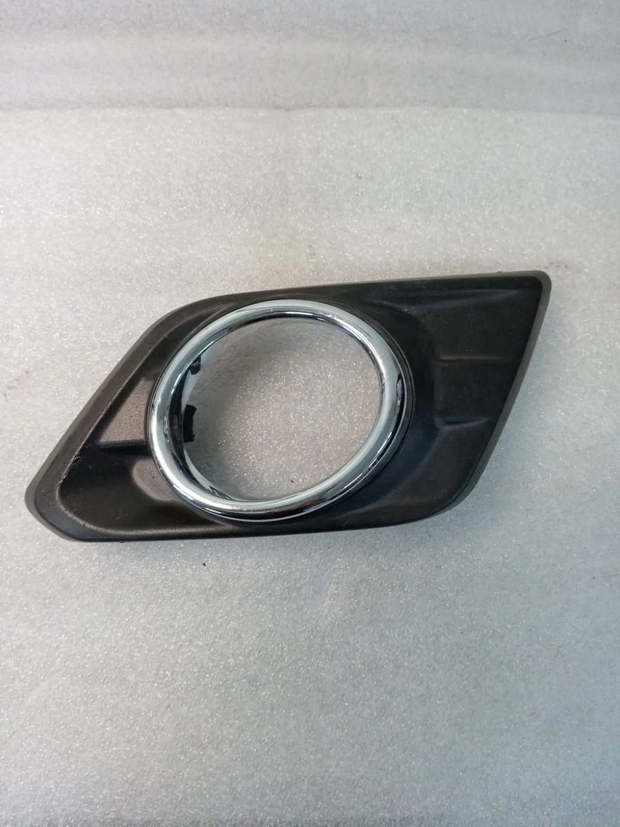Bisel Derech. Faro Niebla Nissan X-trail 2015/2018. Negro Derecho