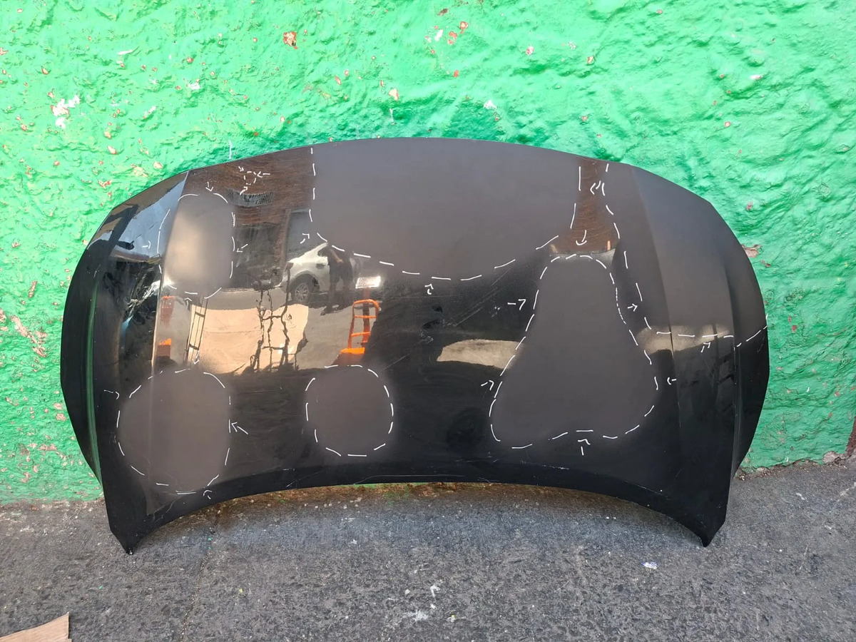 Cofre De Nissan Versa 2020-2025 Usado Original