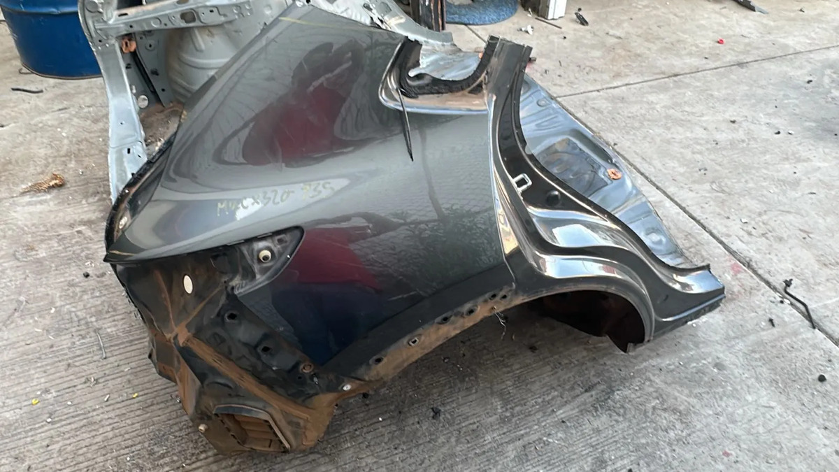 Costado Derecho Mazda Cx-30 2020-2025 Negro