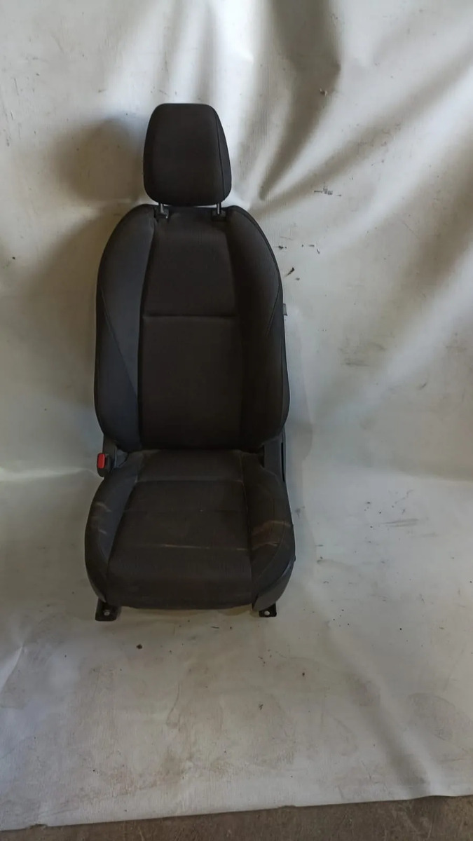 Asiento Delantero Lh  Mazda Cx30 2020-2025 2.5l Negro