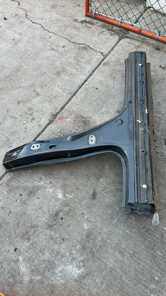 Estribo Lateral De Lamina Rh Mazda Cx-30 2020-2025 Negro