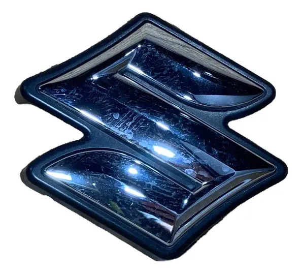 Suzuki Ertiga 2024 - 2025 Emblema Delantera Usado Original