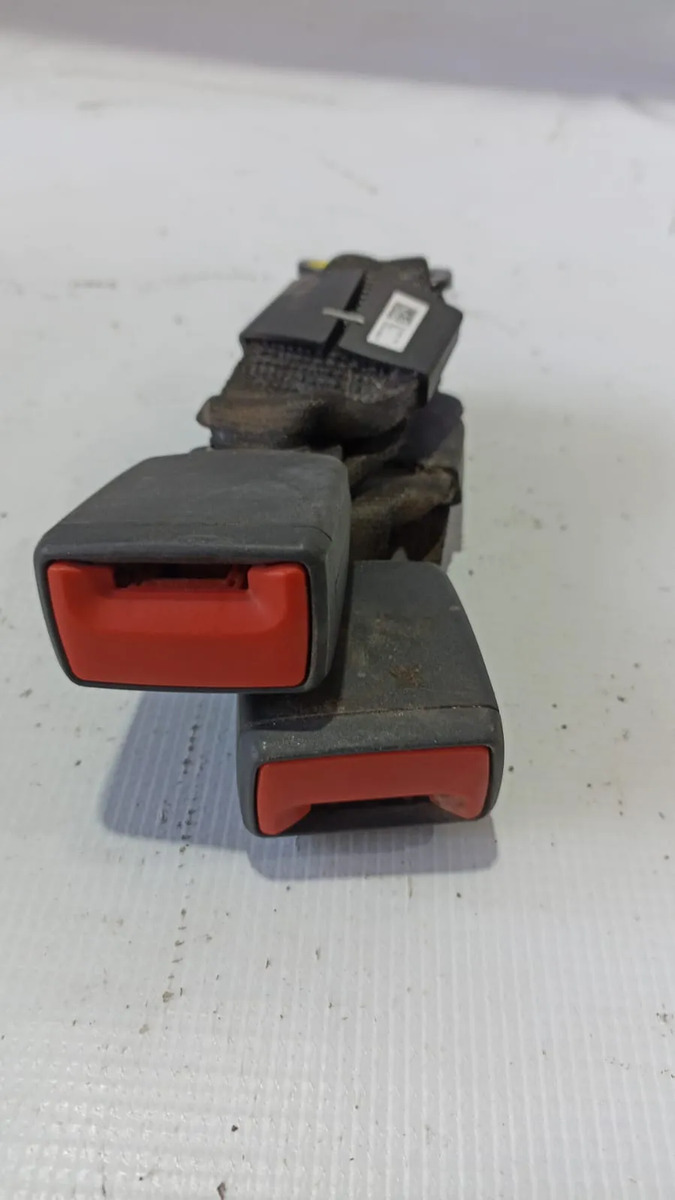 Broche Cinturon Trasera Lhvw Jetta 2019-2026 1.4l Mk7 Turbo