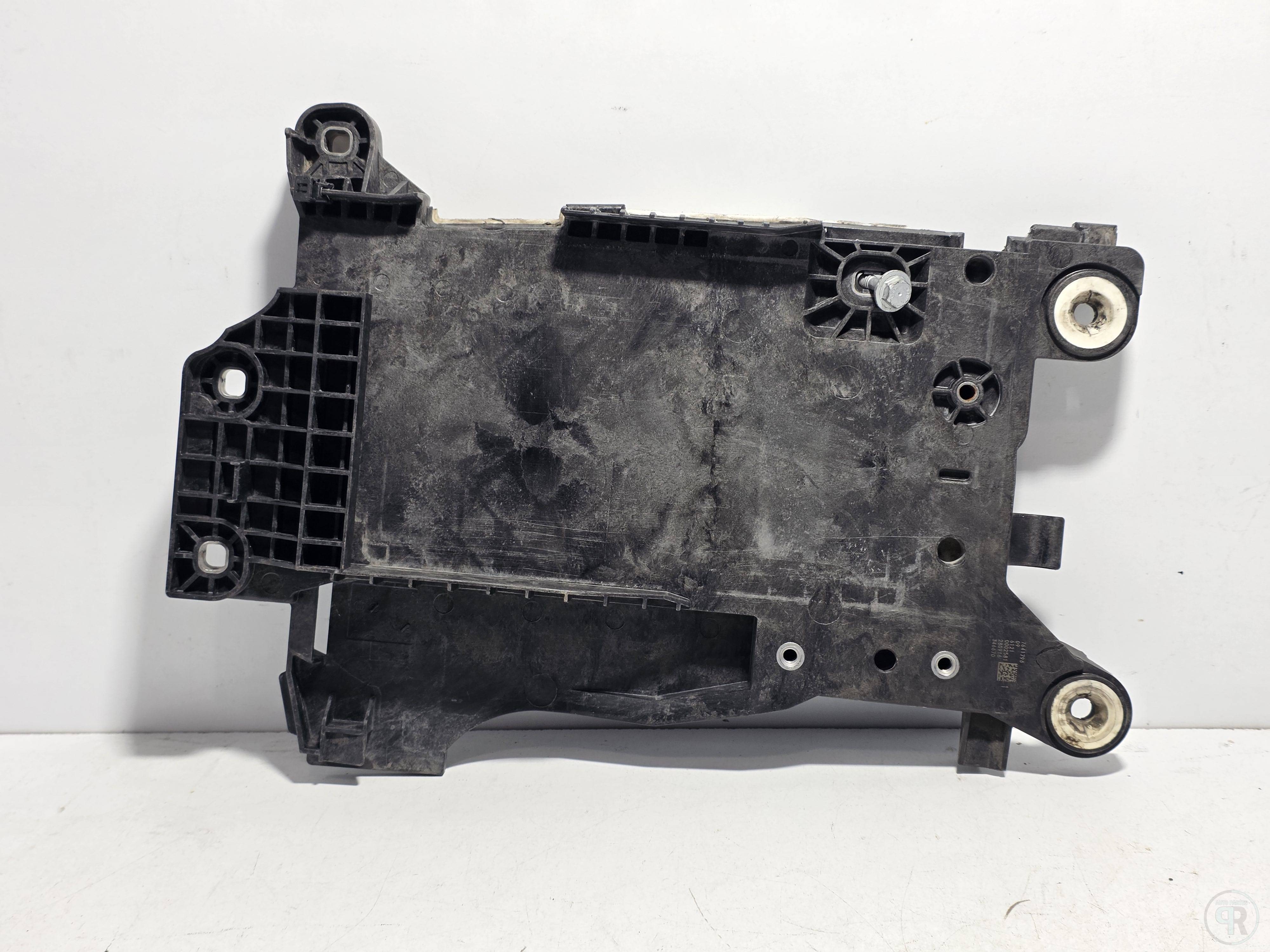 Mini Cooper 2014 - 2020 Soporte Delantera Usado Original