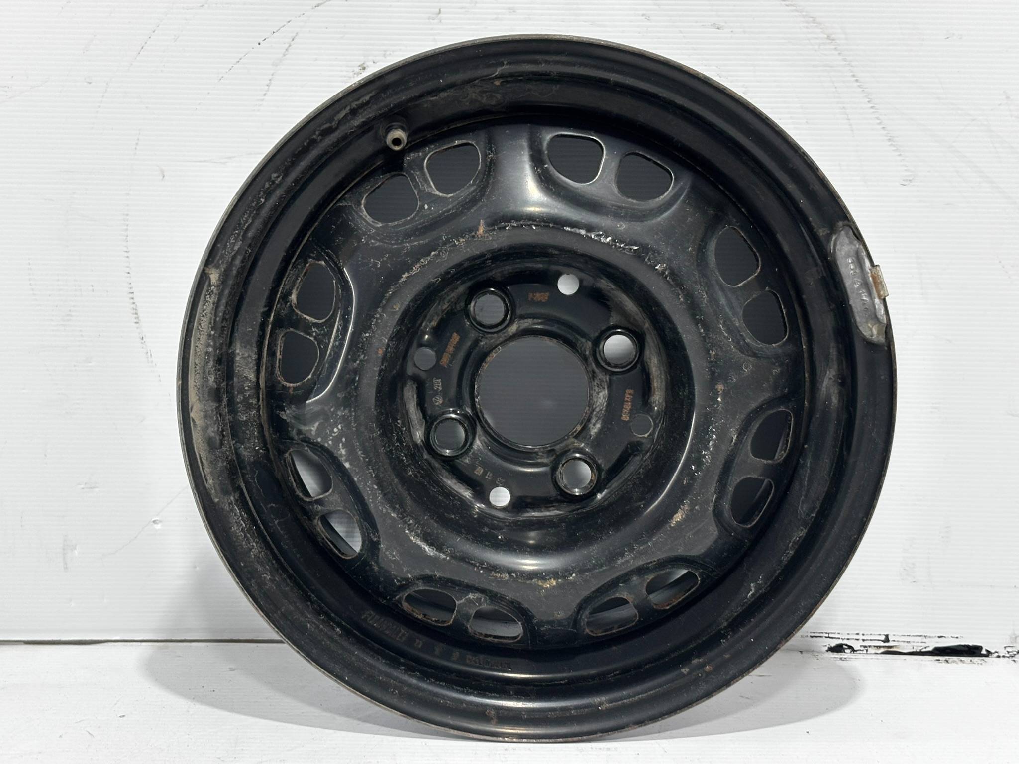 Volkswagen Pointer 2006 - 2008 Rin Usado Original