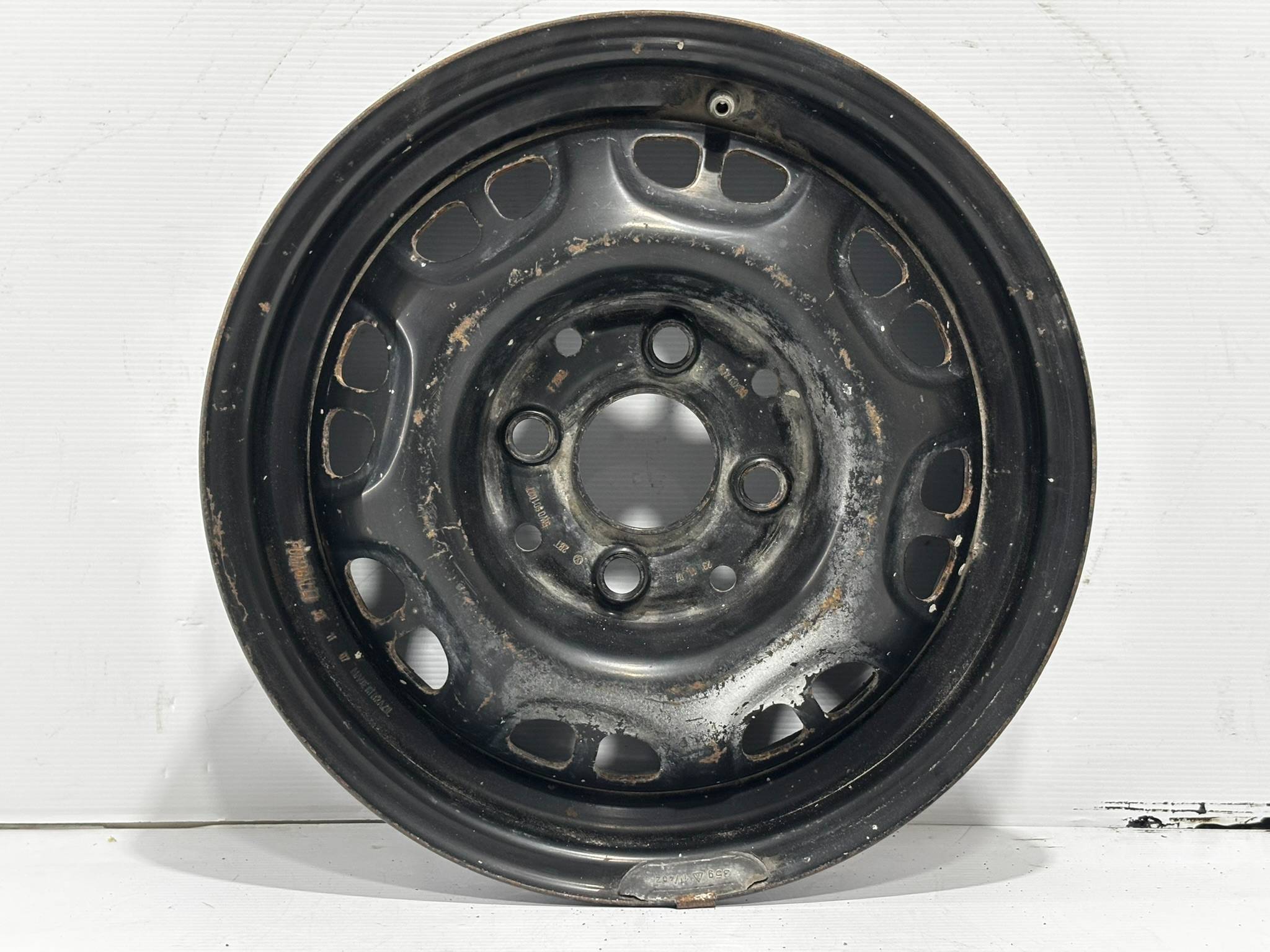 Volkswagen Pointer 2006 - 2008 Rin Usado Original