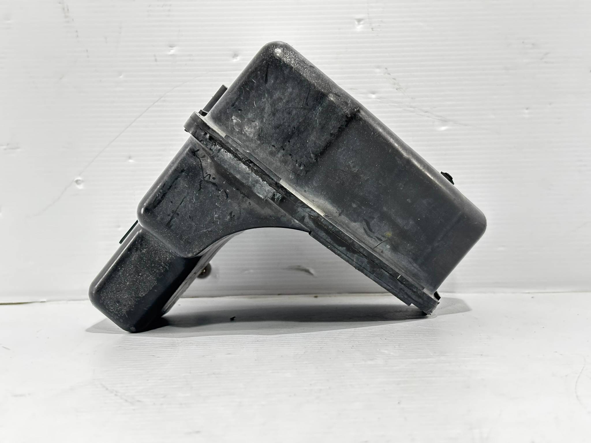 Dodge Stratus 2001 - 2005 Deposito Usado Original