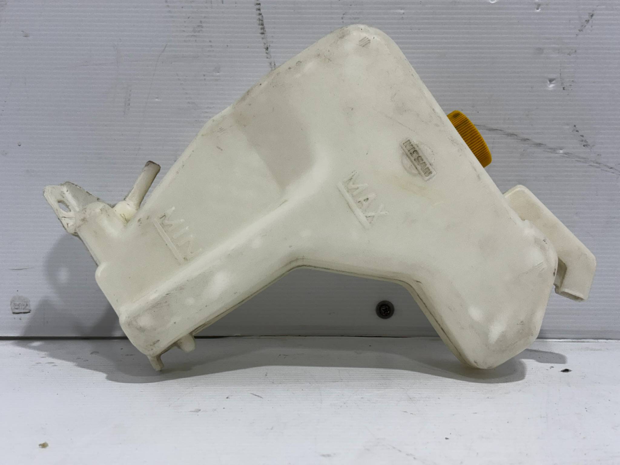 Nissan Sentra 2001 - 2006 Depósito Anticongelante Usado Original