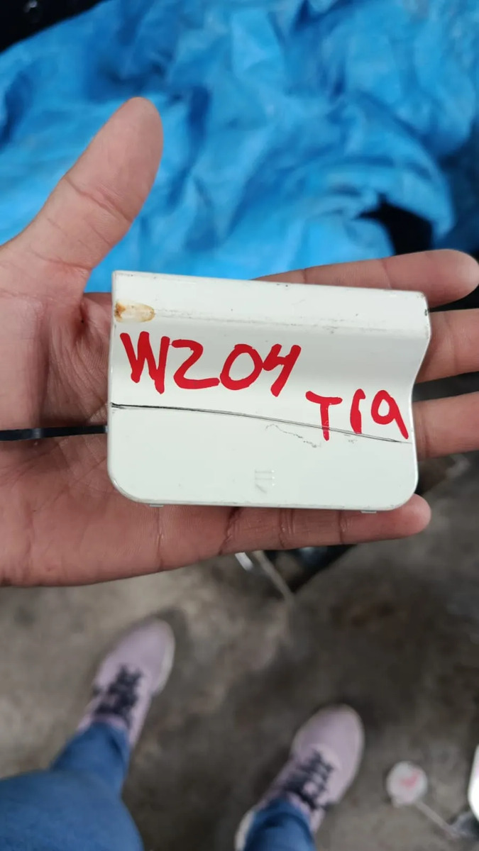 Tapa De Fascia Trasera W204 Blanco