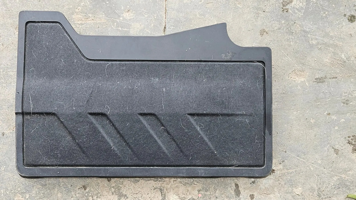 Peugeot 2008 2021-2023 Tapa Embellecedora De Motor