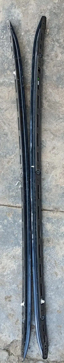 Peugeot 2008 (19-26) Barras Porta Equipaje Negro