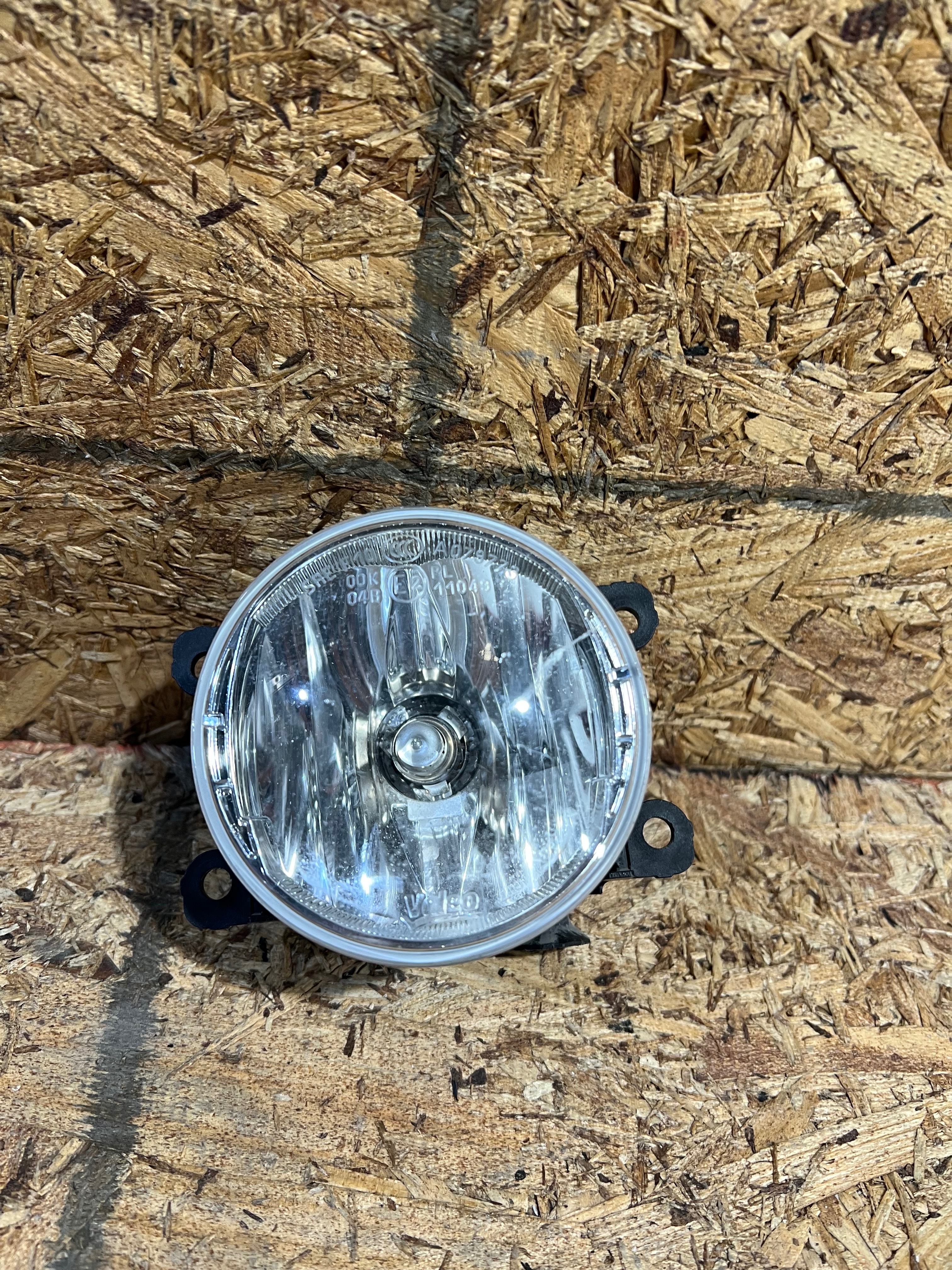 Suzuki Jimny 2021 - 2025 Faros Auxiliares Usado Original
