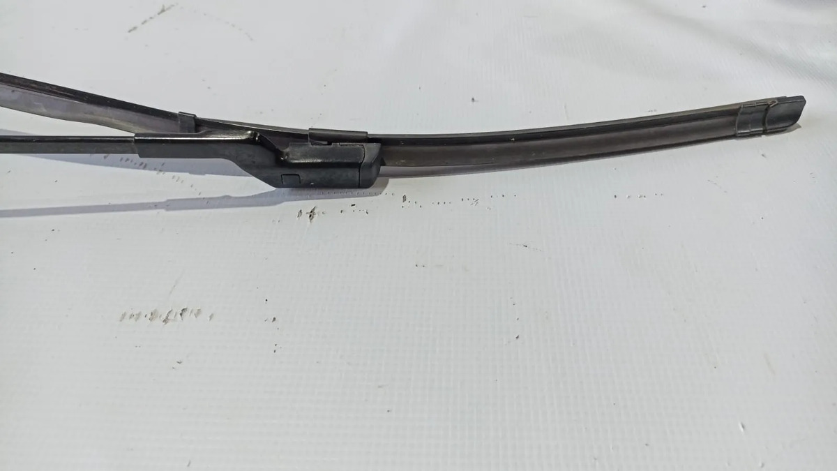 Brazo Limpiabrisas Rh Volkswagen Jetta  2019-2026 1.4l Derecho