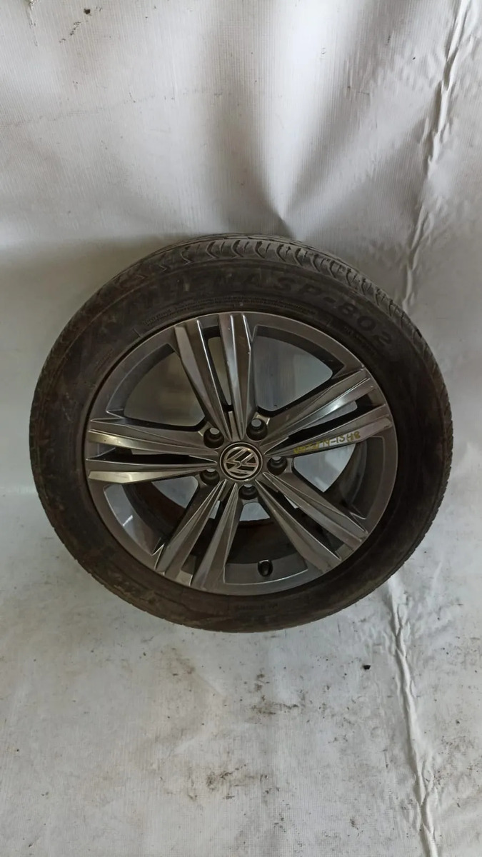 Rin Aluminio 3 Volkswagen Jetta 2019-2026 1.4l Mk7 Turbo Gris Oscuro