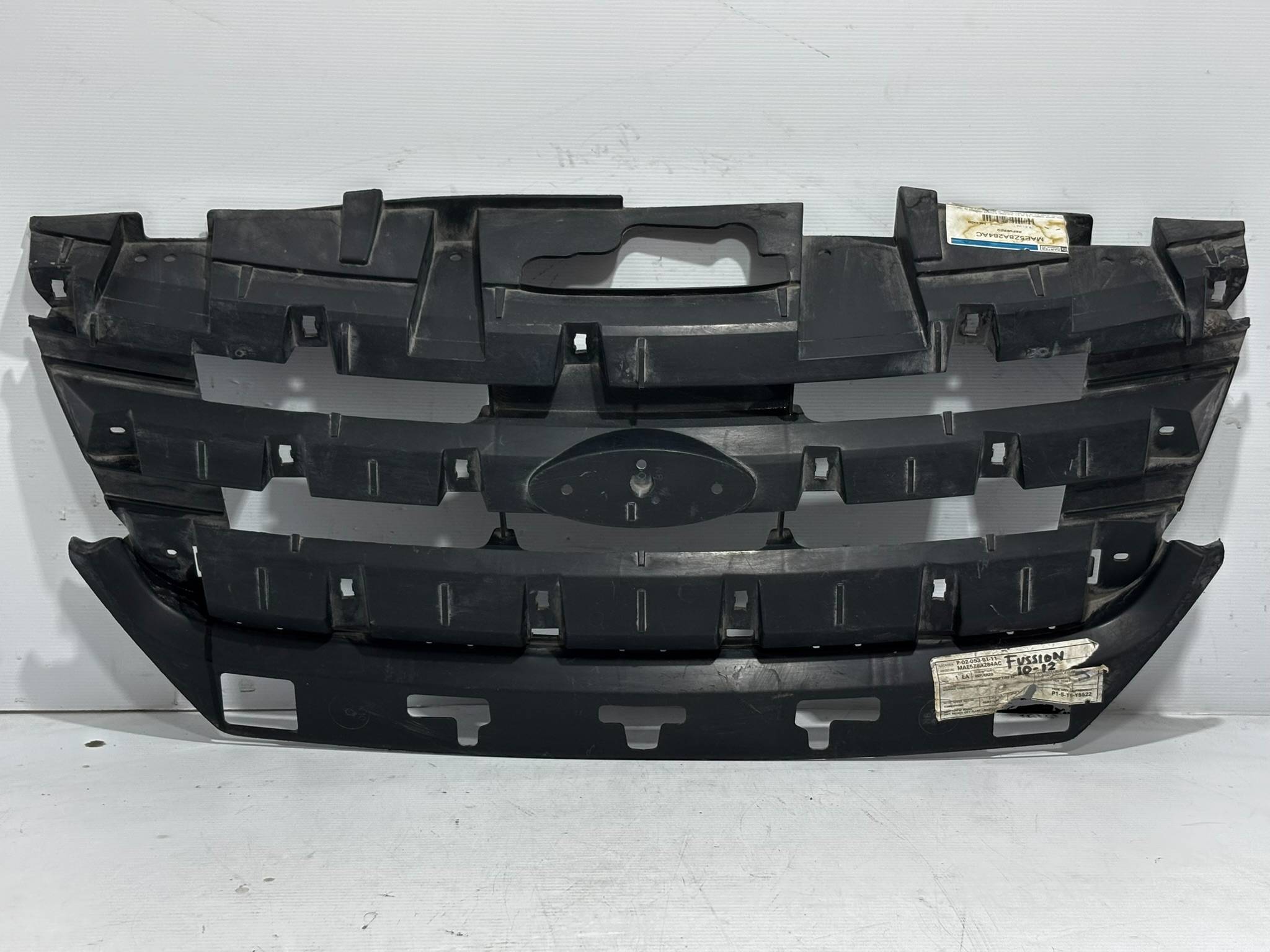 Ford Fusion 2010 - 2012 Parrilla Delantera Usado Original