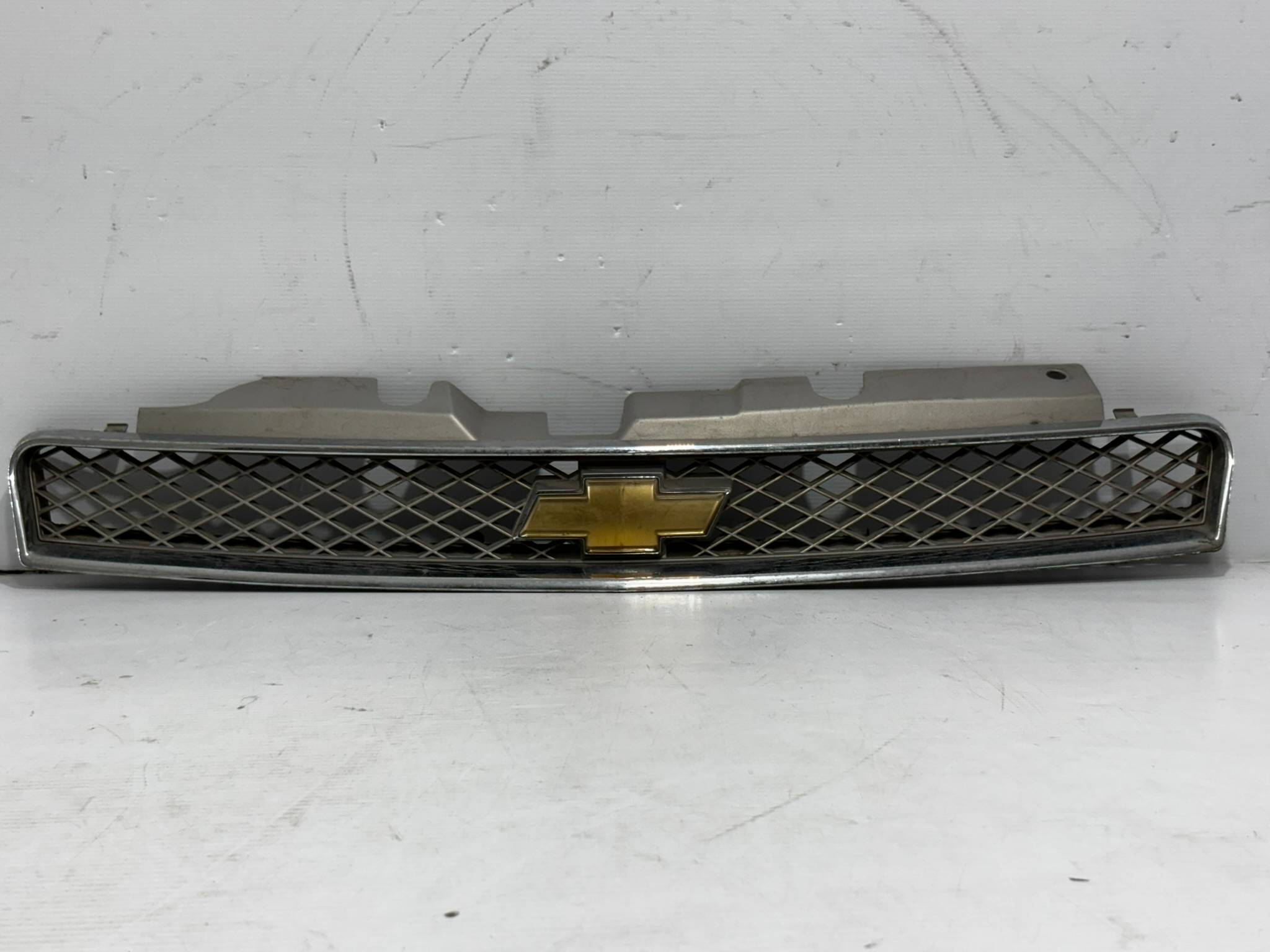 Chevrolet Impala 2008 - 2013 Parrilla Delantera Usado Original