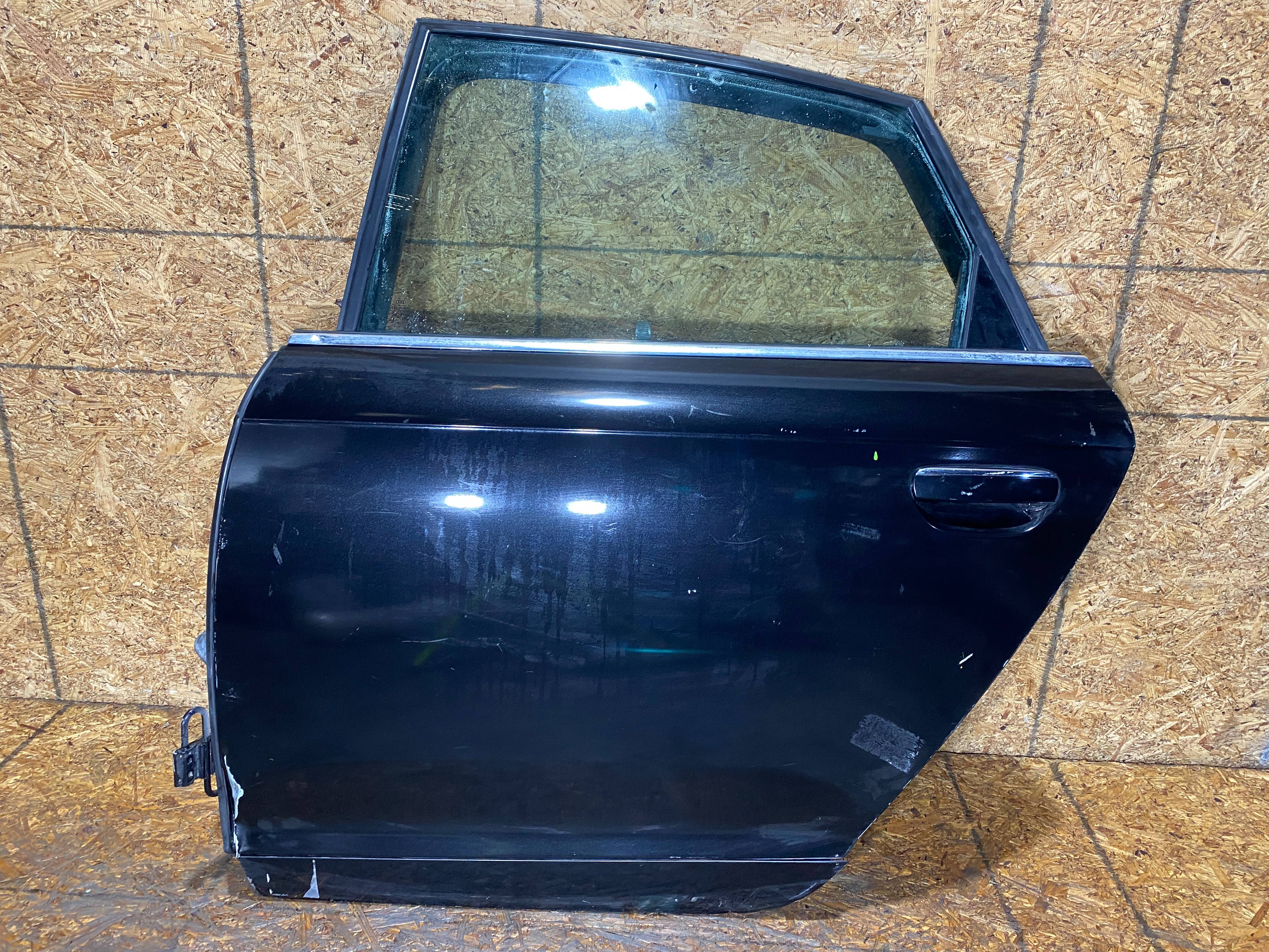 Audi A4 2004 - 2008 Puerta Trasera Izquierdo Usado Original - vista 1