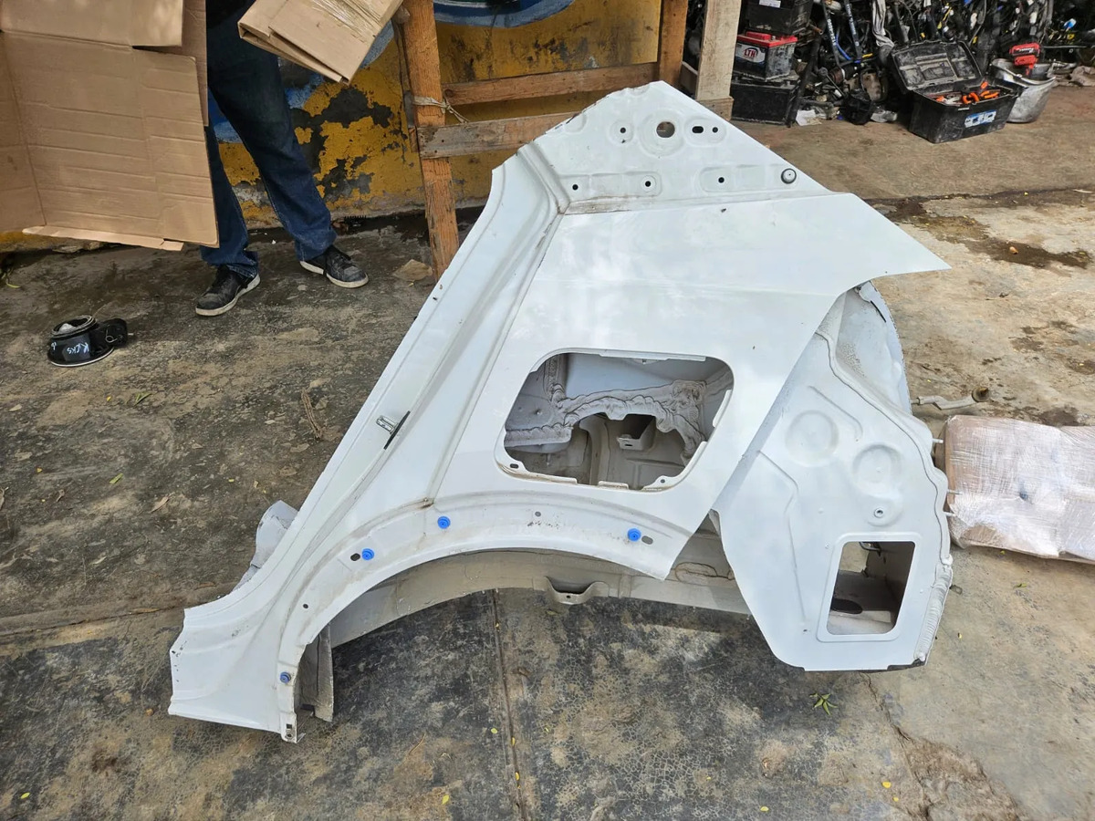 Peugeot 2008 2021-2023 Costado Izquierdo Blanco