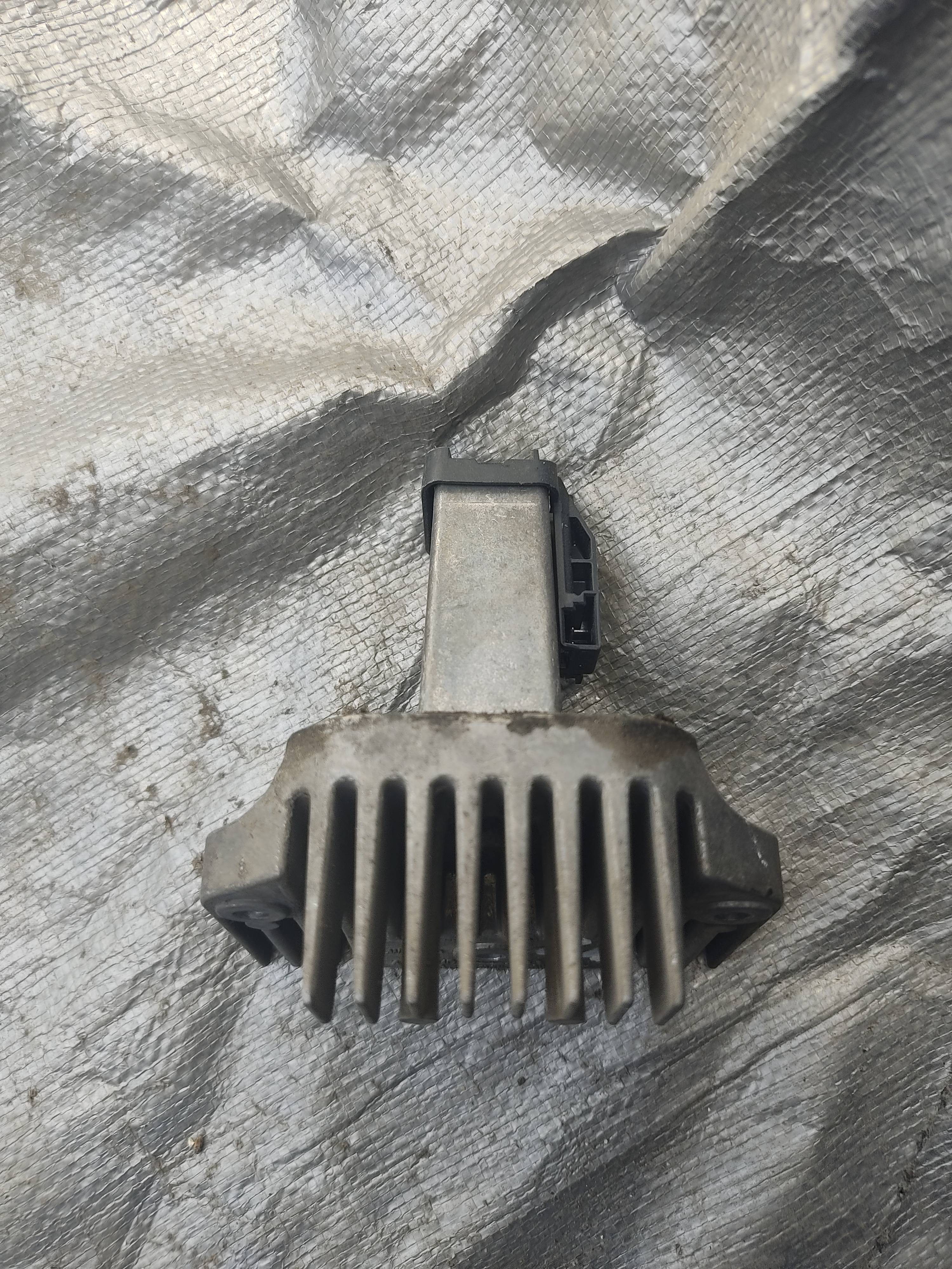 Bmw Serie 1 2012 - 2017 Balastra Usado Original