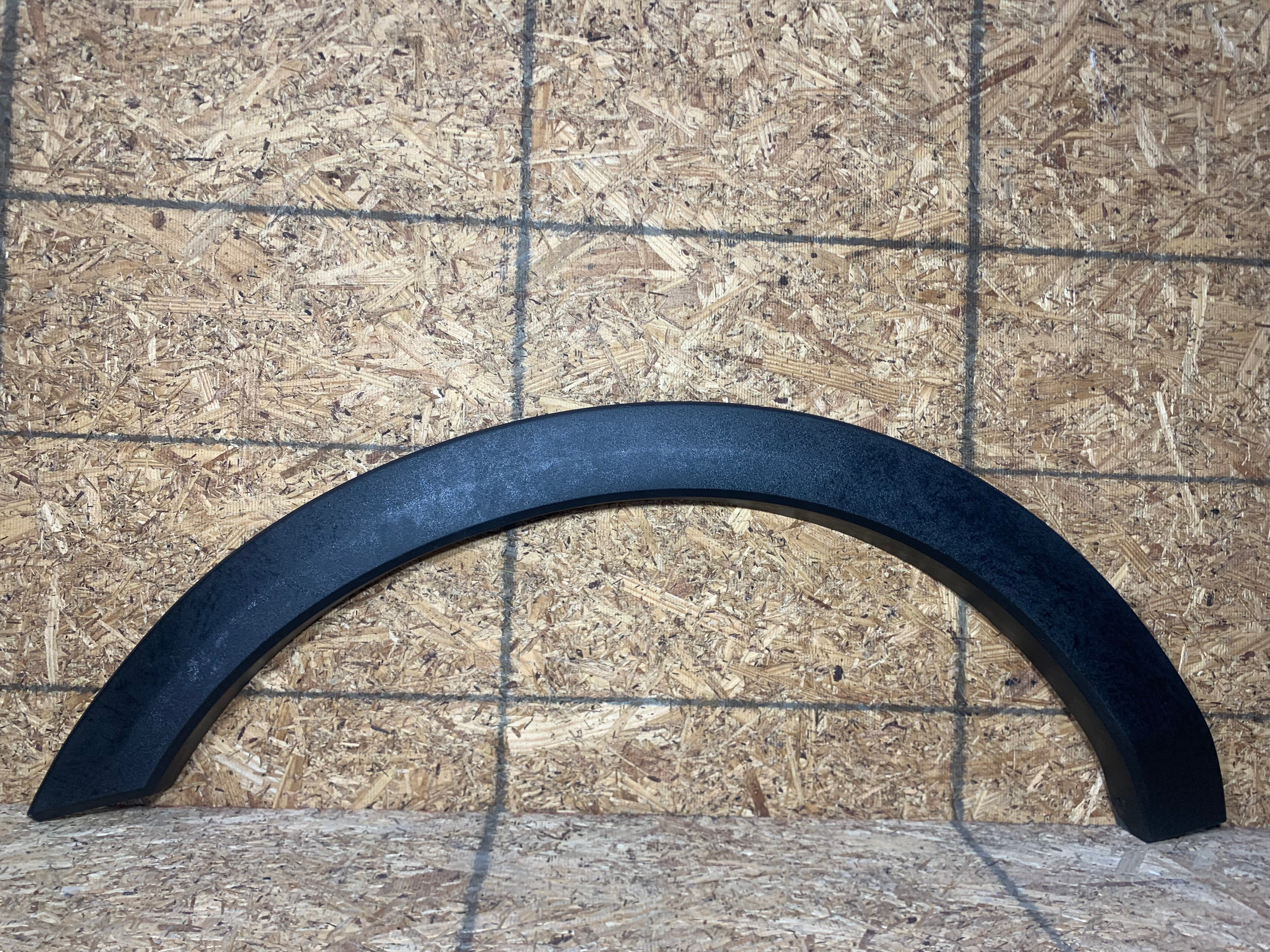 Ford Bronco 2021 - 2024 Cantonera Delantera Izquierdo Usado Original