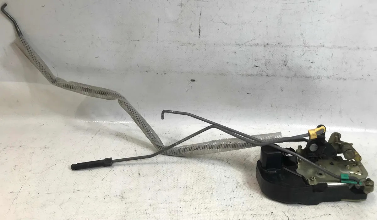 Chapa Puerta Delantera Derecha Chrysler 300 2005 - 2011