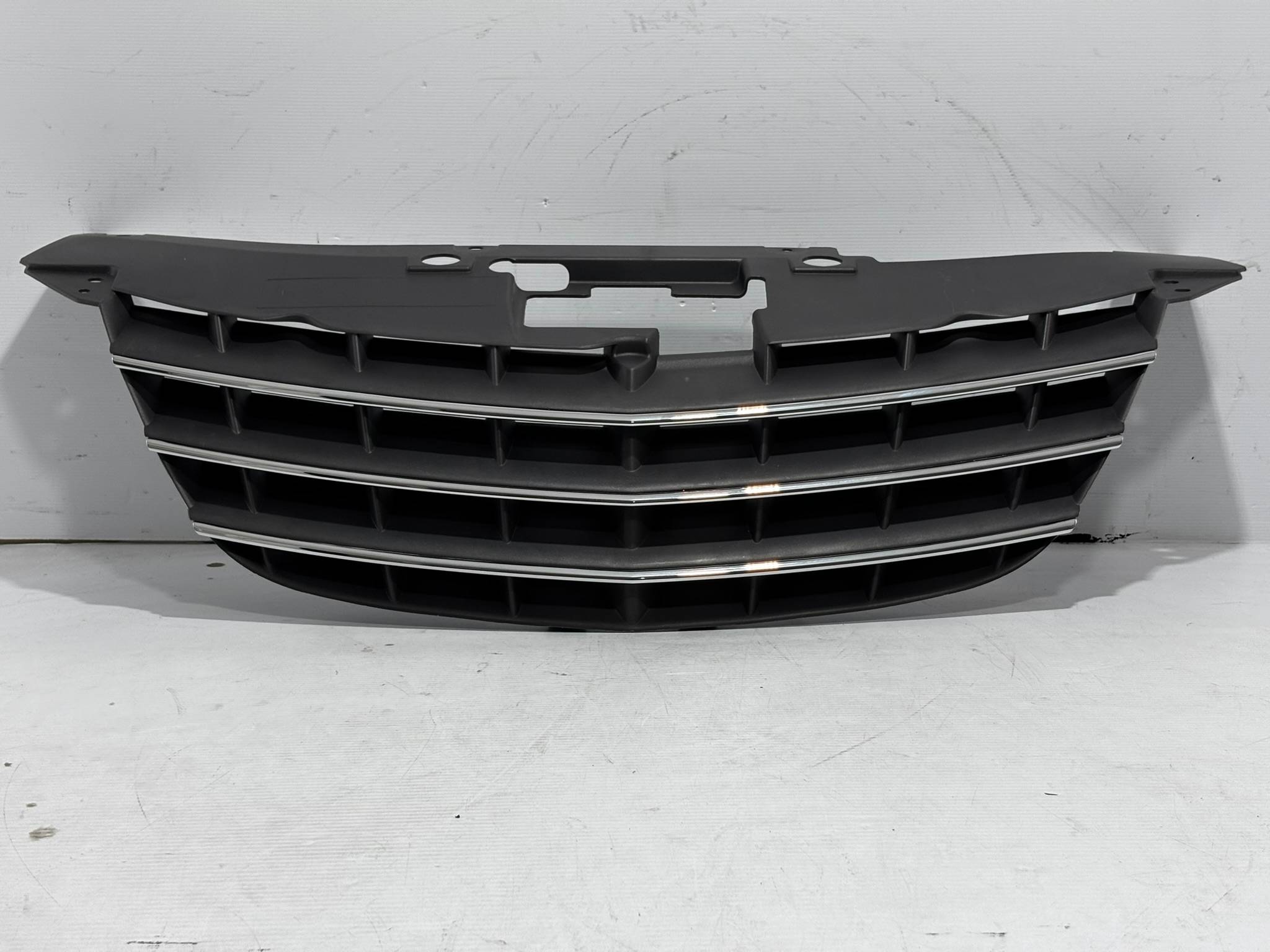 Chrysler Sebring 2007 - 2010 Parrilla Delantera Usado Original