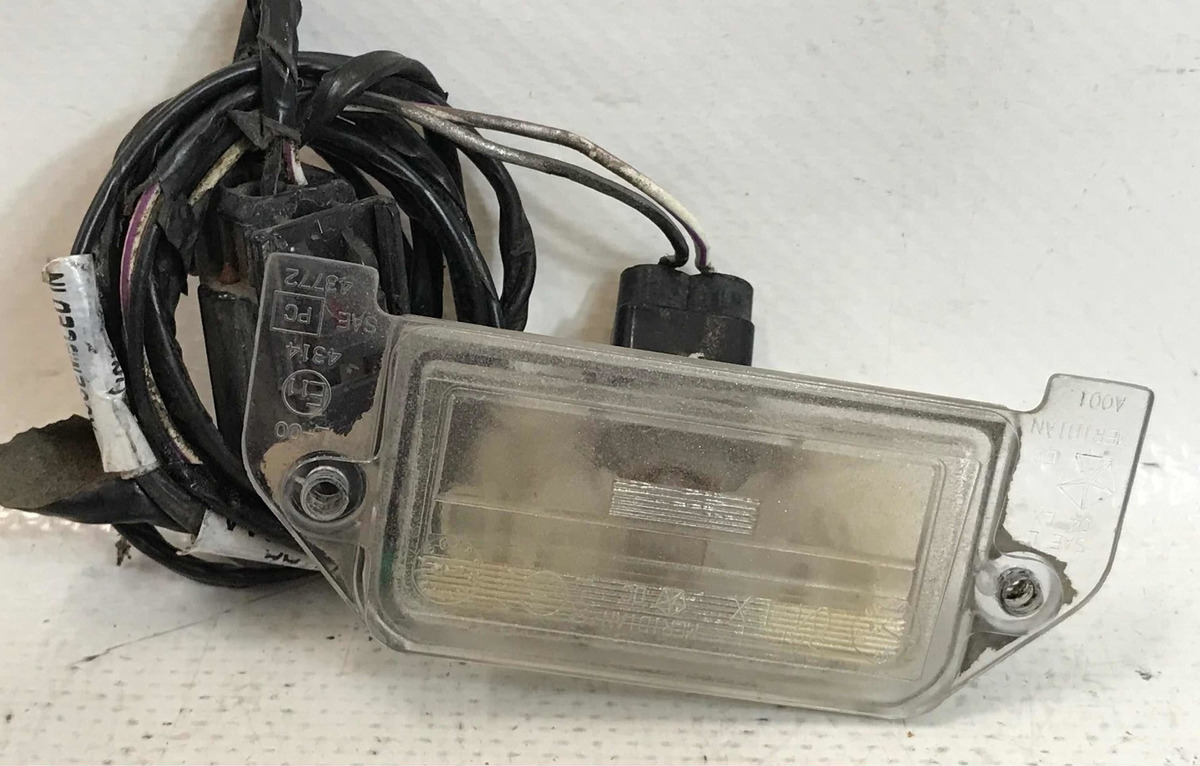 Dodge Dart 2008 Al 2013  Luz De Placa Trasera