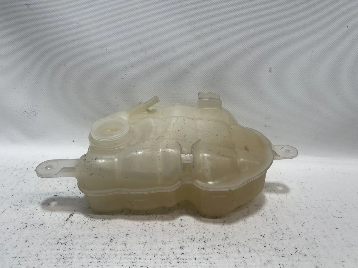 Depósito Anticongelante Mazda 6 2008 2009 2010 2011 2012