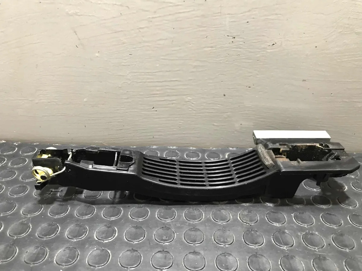 Base De Manija Puerta Trasera Izquierda Mazda 6 2014 - 2020 Negro Trasera
