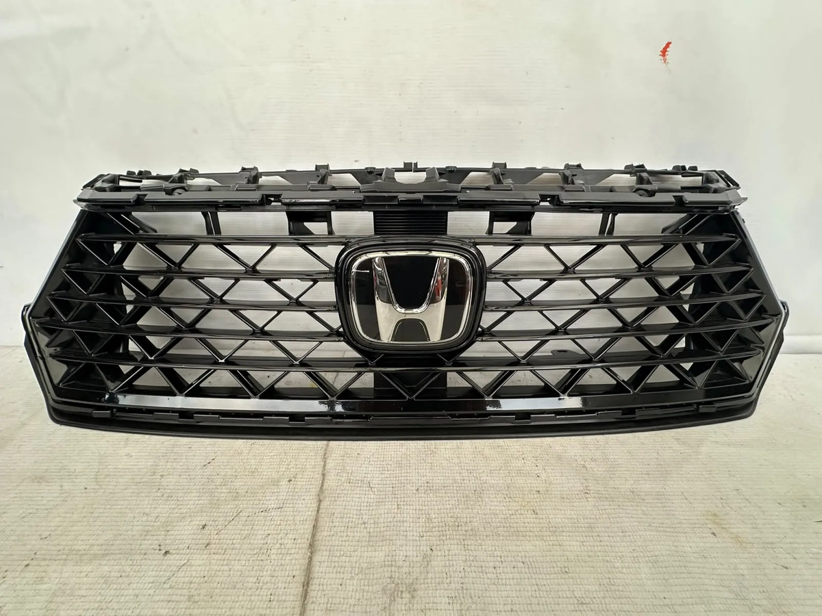 Parrilla Sup Honda Accord 2023 2024 2025 Usada Original Negro/gris Brillante