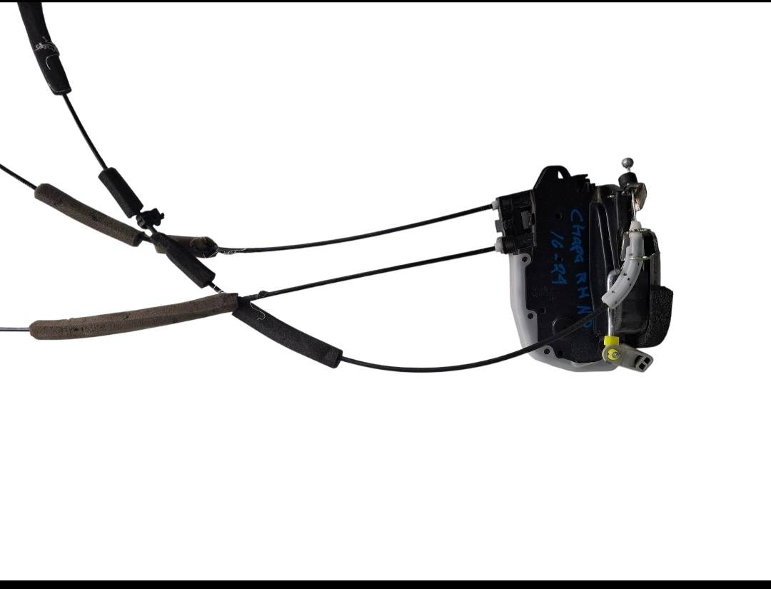 Nissan Np300 2016 - 2022 Chapa Delantera Derecho Usado Original