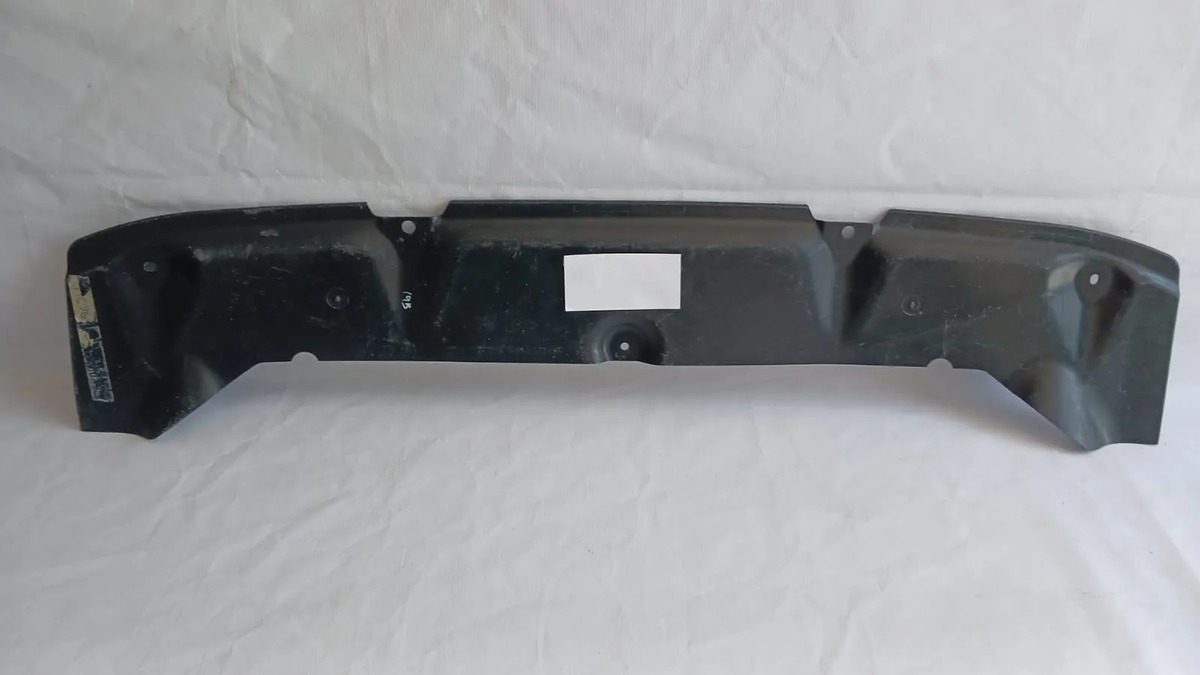 Deflector Inferior De Radiador Hyundai Grand I10 15-17 Negro
