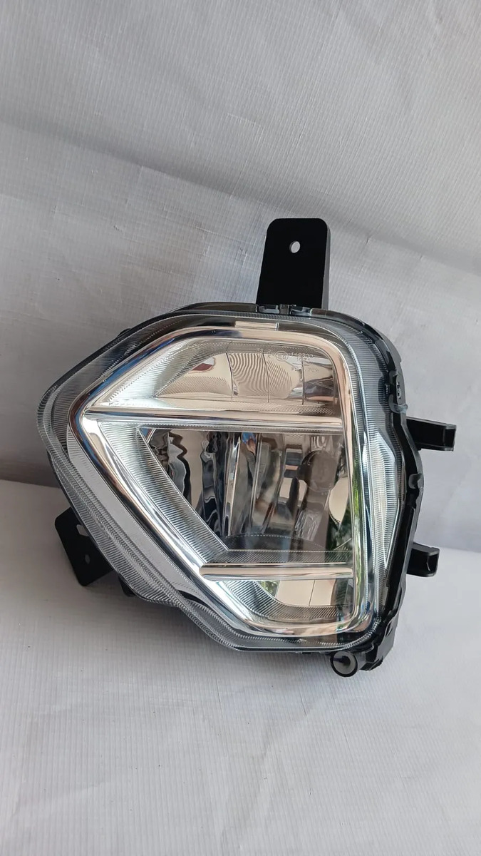 Faro De Niebla Izquierdo Volkswagen Virtus 2023-2025 Cromo