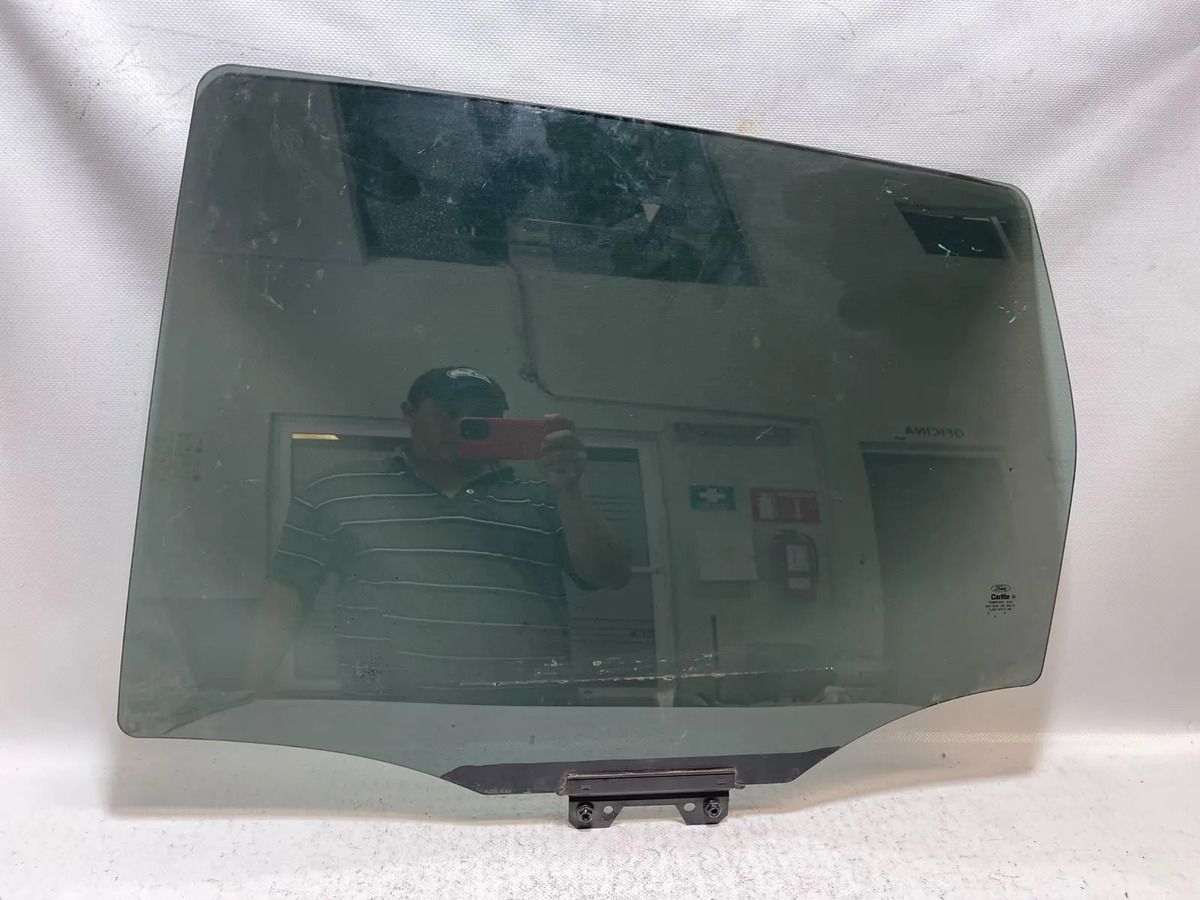 Vidrio Puerta Trasera Izq Ford Escape 2014 15 16 17 18 2019