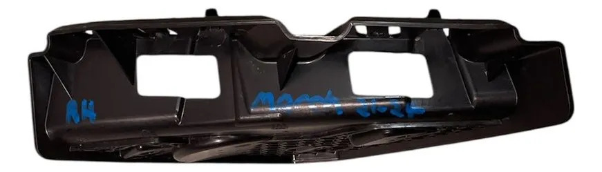 Guía De Faro Rh March Nissan 2023 2022 2021 2024
