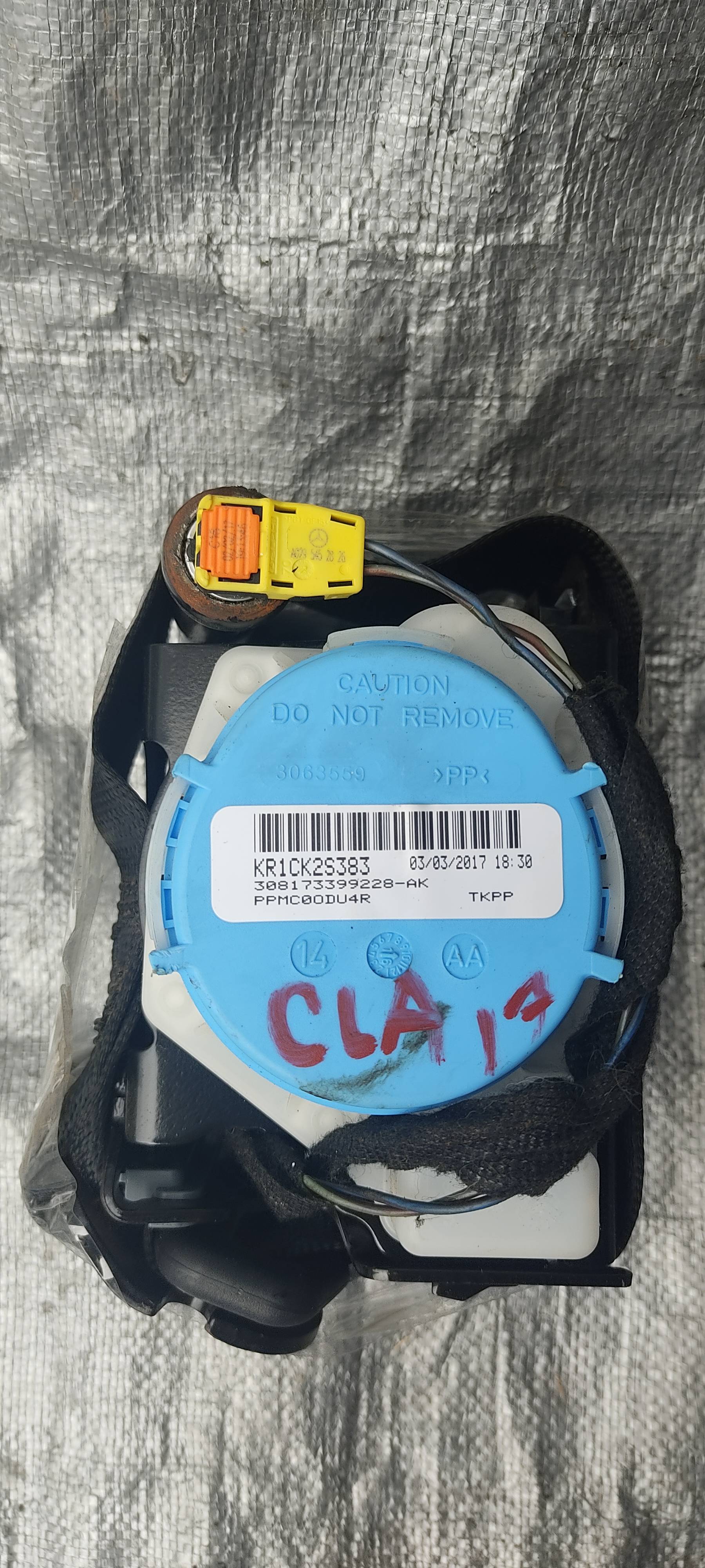 Mercedes-benz Cla 2013 - 2018 Cinturones de seguridad Trasera Derecho Usado Original