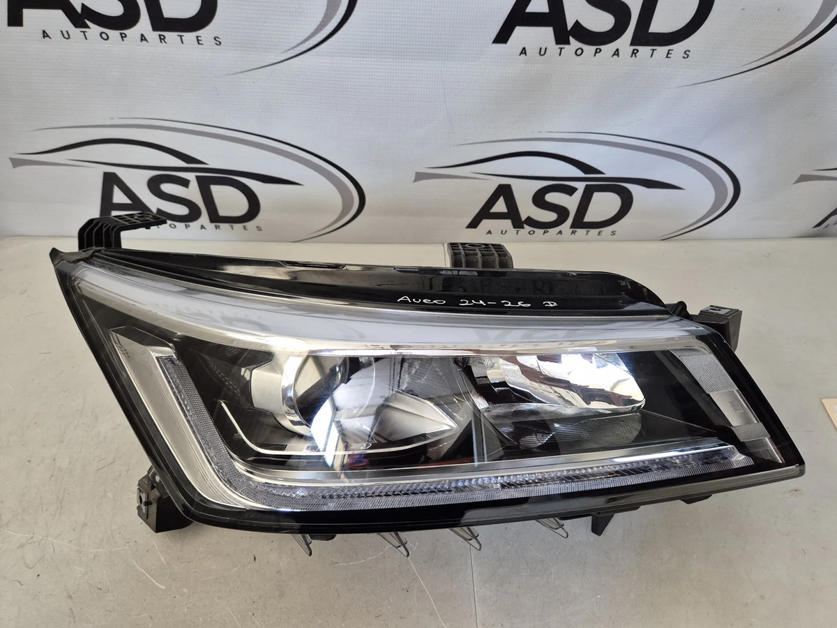 Faro Derecho Chevrolet Aveo 2024-2026 (8 Pines) Derecho/pasajero - vista 1